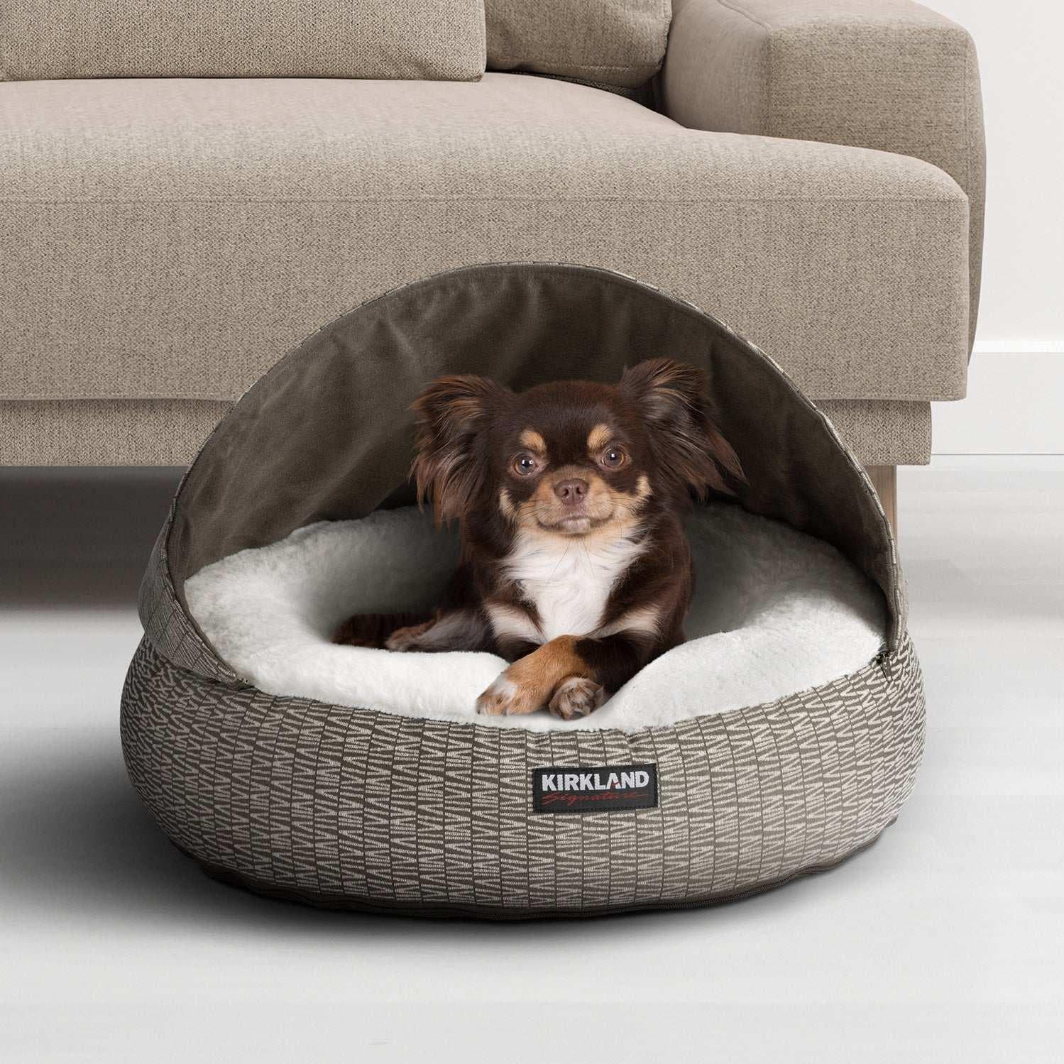 Kirkland Signature 22" Round Hooded Pet Bed