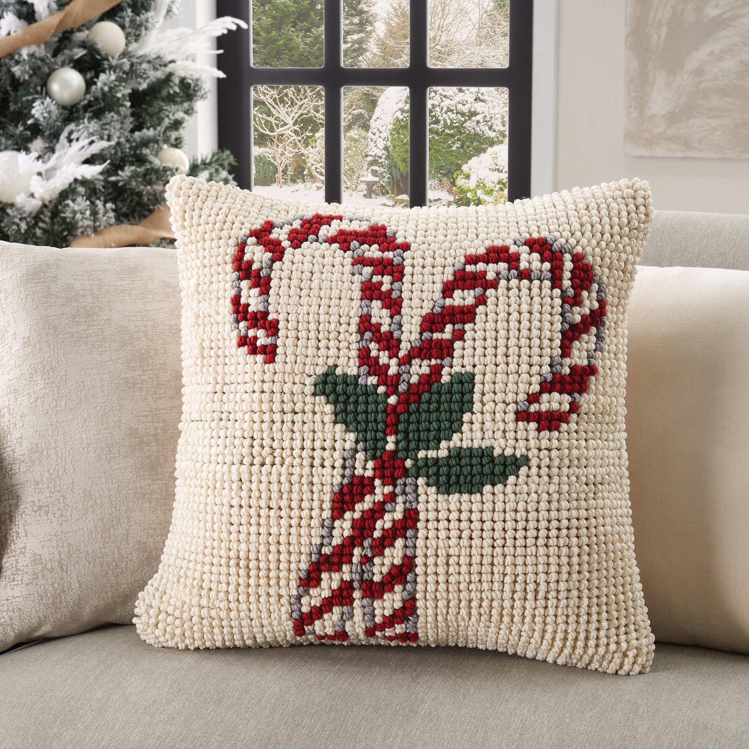 Mina Victory Loop Holiday Pillow, 22" x 22"