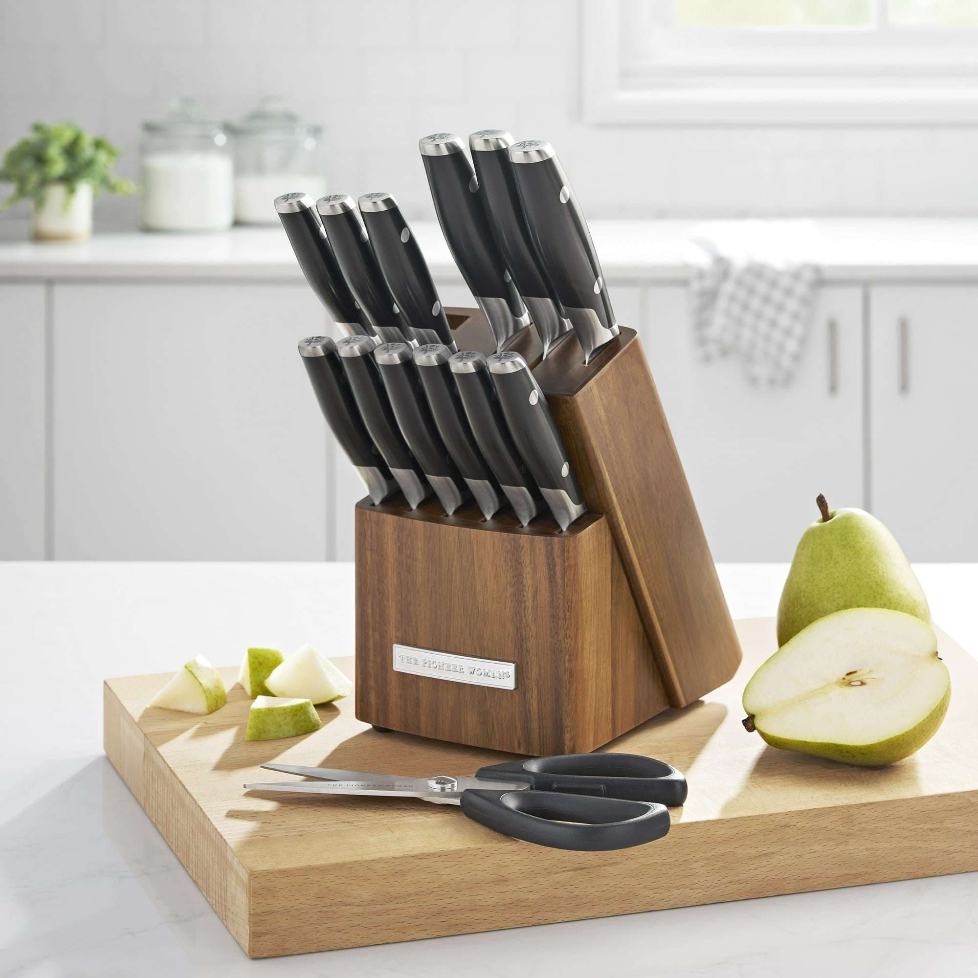 The Pioneer Woman 14-Piece Knife Block Set Stainless Steel Knives with Ergonomic Handle, Black