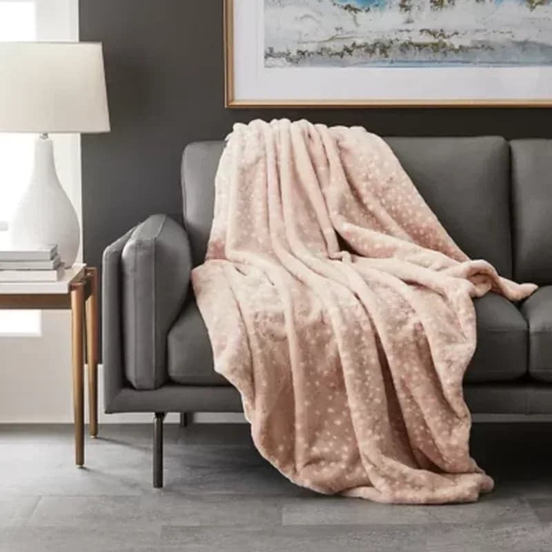 Member's Mark Luxury Faux Fur Throw, 60" x 70" (Assorted Colors)